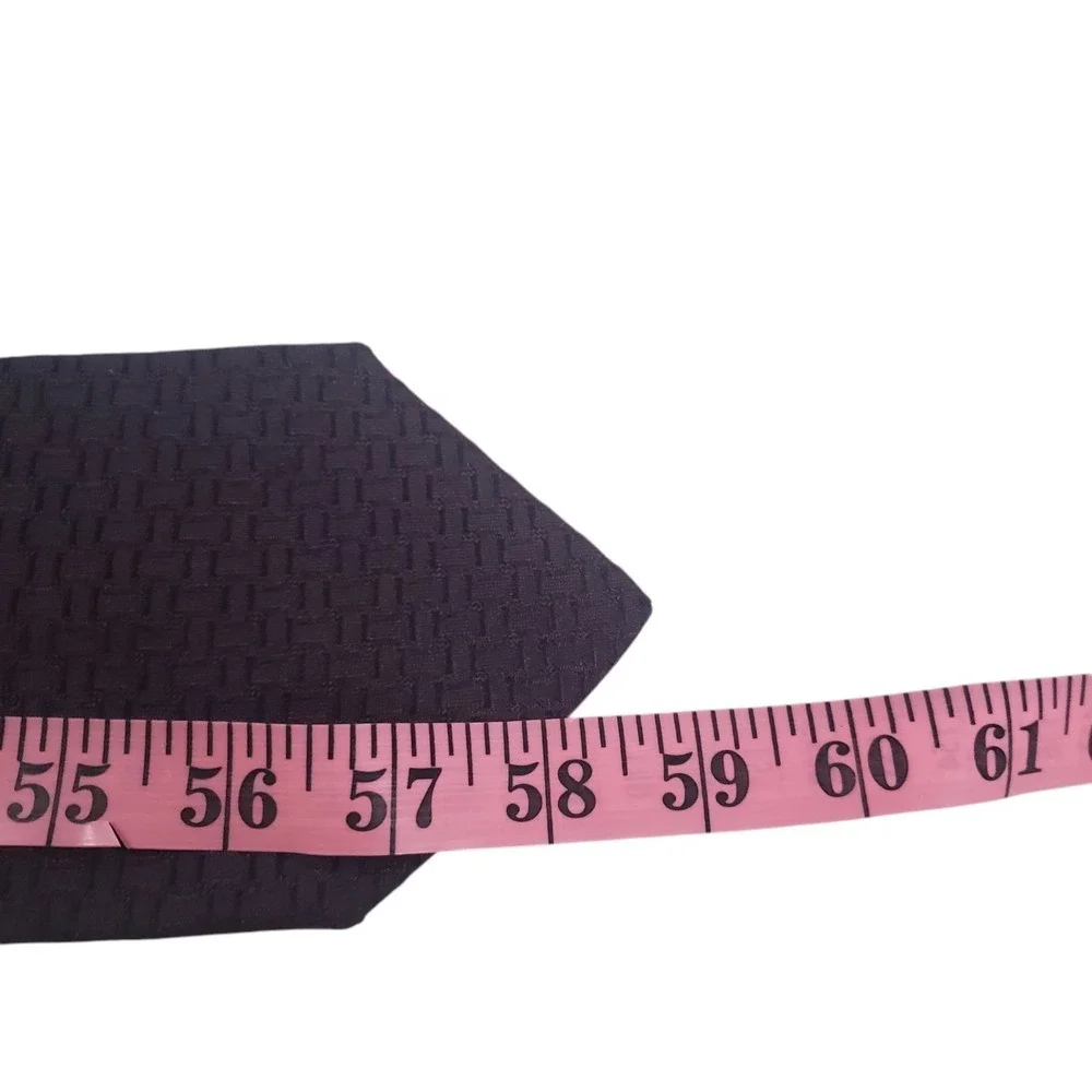 Banana Republic Men's‎ Tie Necktie Designer Luxury Purple Navy Italian Silk